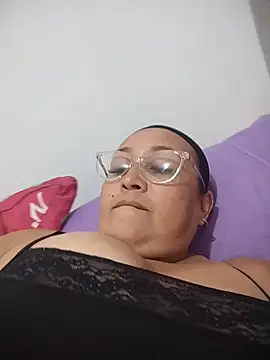 Nini Love  online show from February 2026 11:26:02 PM