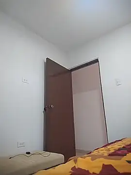 Nini Love  online show from March 2026 05:02:02 PM