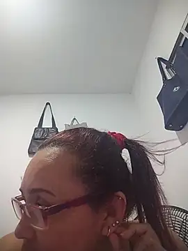 Nini Love  online show from March 2026 04:05:02 AM