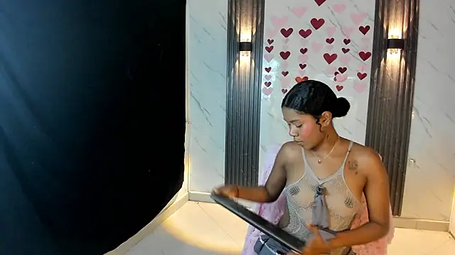 CaramelDesire online show from February 2026 12:10:02 AM