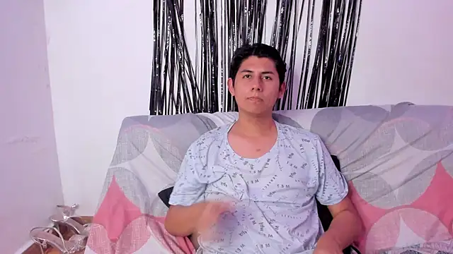 king Eric30 online show from December 2025 12:22:01 AM