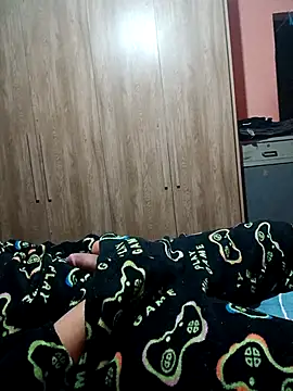 AVALIAminhaPika online show from March 2026 07:29:02 PM