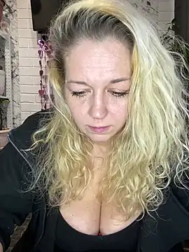 JenniferCarmen online show from March 2026 02:59:02 AM