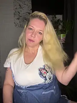 JenniferCarmen online show from January 2026 09:46:01 PM