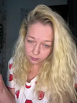 JenniferCarmen online show from February 2026 05:32:02 PM