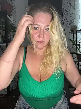JenniferCarmen online show from July 2026 03:26:01 AM