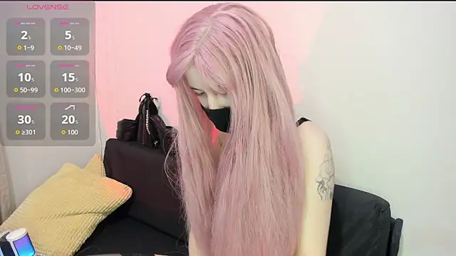 Snapshot of DELAYLALEAA chatting on January 2026 03:37:01 PM DELAYLALEAA online show from January 2026 03:37:01 PM