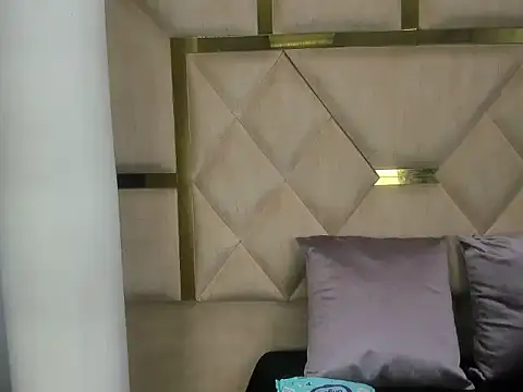 IssysLeBlanc online show from January 2026 02:59:02 AM