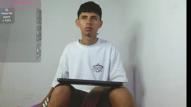 Snapshot of Jacob_twink_Ec chatting on December 2025 11:54:01 PM Jacob twink Ec online show from December 2025 11:54:01 PM