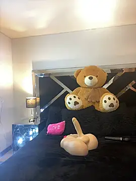 Moon Magic666 online show from February 2026 04:18:01 PM