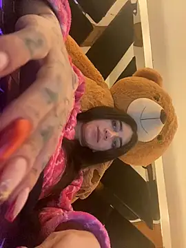 Moon Magic666 online show from December 2025 04:12:02 AM