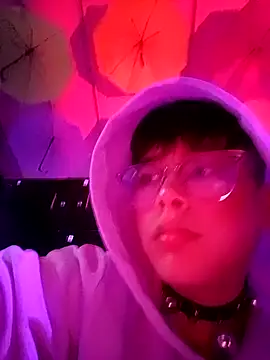 Snapshot of LyamMarven01 chatting on December 2025 05:02:02 AM LyamMarven01 online show from December 2025 05:02:02 AM