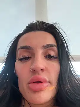 Lexiiskyyxo online show from April 2026 01:24:02 PM