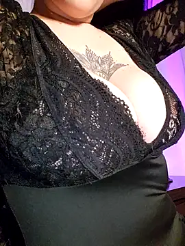 BustyVampyre online show from January 2026 11:19:02 PM