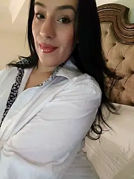 BustyVampyre online show from March 2026 11:33:01 PM