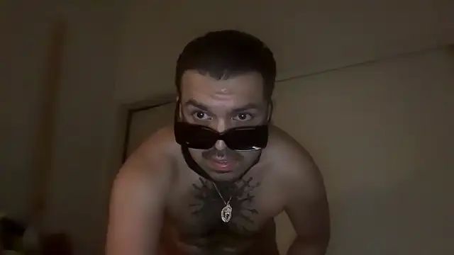 Snapshot of angelblanco chatting on February 2026 08:28:01 PM angelblanco online show from February 2026 08:28:01 PM