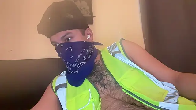 Snapshot of angelblanco chatting on February 2026 01:27:02 AM angelblanco online show from February 2026 01:27:02 AM