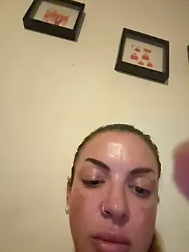 Carlafeet online show from June 2026 07:18:02 AM