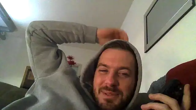 Snapshot of cheekycherryx chatting on December 2025 12:43:02 AM cheekycherryx online show from December 2025 12:43:02 AM