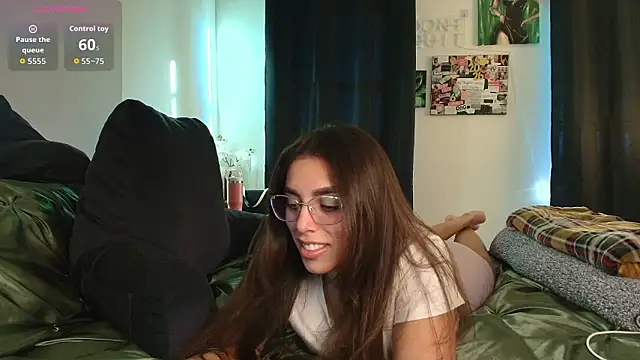 MilaSeren online show from March 2026 01:09:02 AM