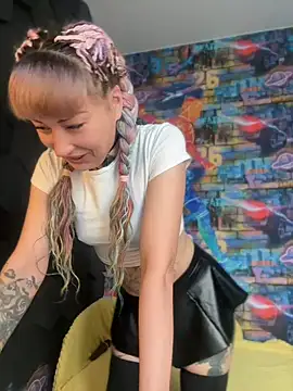 Tattoo  Moon online show from July 2026 11:04:02 PM