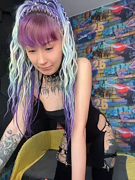 Tattoo  Moon online show from April 2026 08:32:01 AM