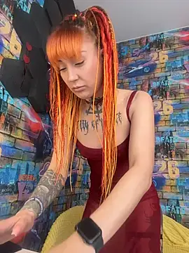 Snapshot of Tattoo__Moon chatting on February 2026 01:17:02 AM Tattoo Moon online show from February 2026 01:17:02 AM