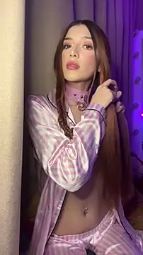 HoneyWeebsss online show from February 2026 03:50:01 AM