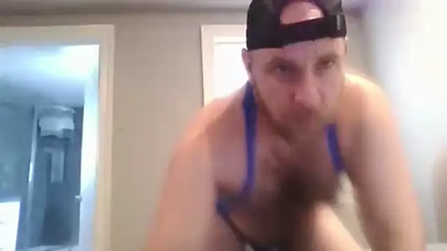 BeefyNcloudy online show from December 2025 04:21:02 PM