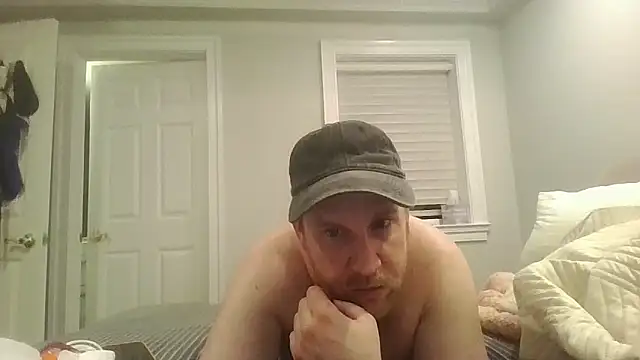 Snapshot of BeefyNcloudy chatting on April 2026 12:55:02 AM BeefyNcloudy online show from April 2026 12:55:02 AM
