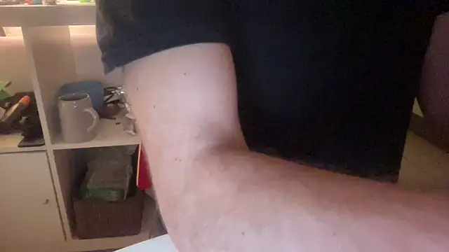 ludooo899 online show from February 2026 05:17:02 AM