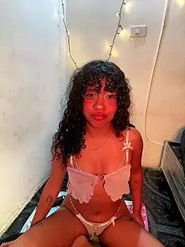 Snapshot of Agera_- chatting on December 2025 07:01:01 AM Agera - online show from December 2025 07:01:01 AM