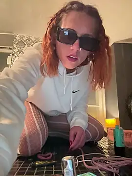 Bellaa25 online show from April 2026 11:11:01 PM