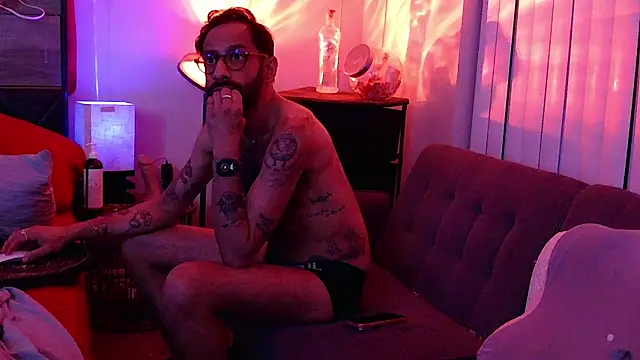 LilBrownPKB online show from December 2025 05:51:01 AM