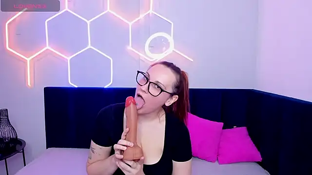 LisaAmoree online show from December 2025 08:39:02 AM