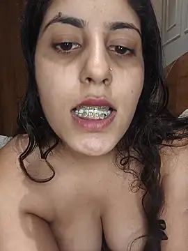 SubmissiveKaur online show from July 2026 04:47:01 PM