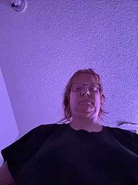 Lenaravenswood online show from March 2026 06:11:01 AM