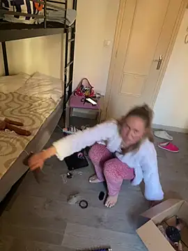 Vikml166 online show from April 2026 03:03:01 PM