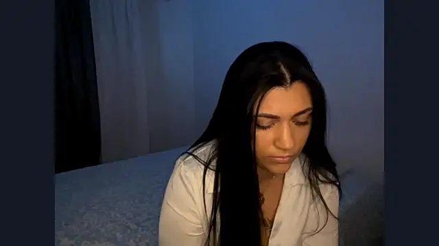 AlphaCasile online show from December 2025 07:18:02 PM