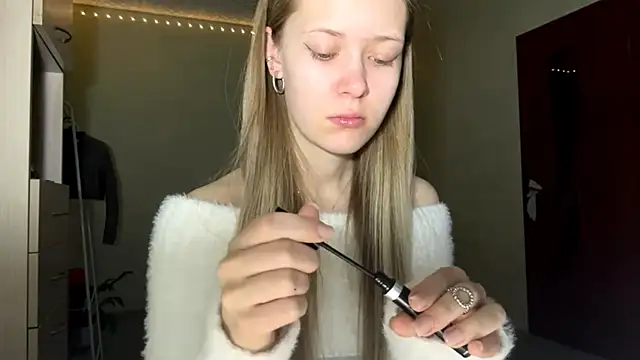 ZaidaSchwarten online show from January 2026 06:09:02 AM