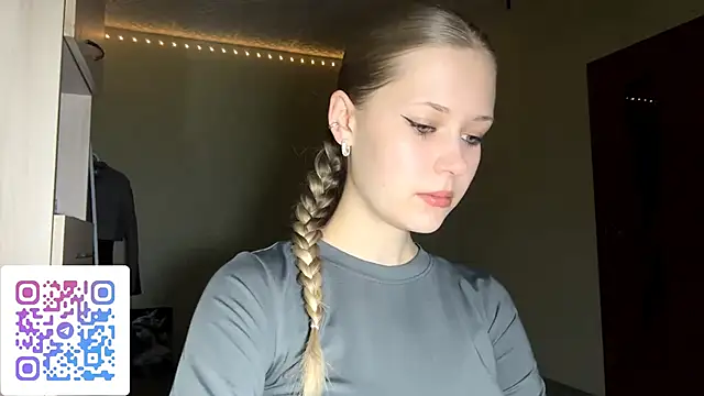 Snapshot of ZaidaSchwarten chatting on February 2026 05:36:02 AM ZaidaSchwarten online show from February 2026 05:36:02 AM