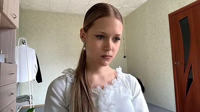 ZaidaSchwarten online show from March 2026 11:37:02 AM