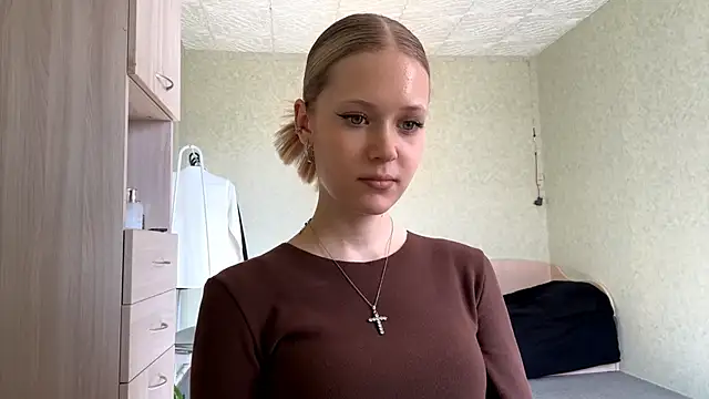 ZaidaSchwarten online show from March 2026 11:37:02 AM