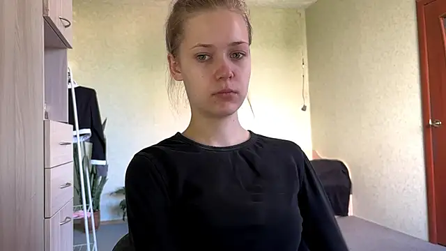 ZaidaSchwarten online show from June 2026 05:08:02 AM