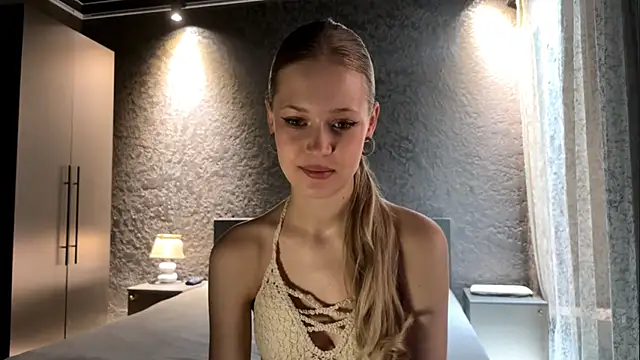 Snapshot of ZaidaSchwarten chatting on July 2026 05:26:02 AM ZaidaSchwarten online show from July 2026 05:26:02 AM