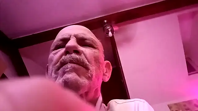 4skinlvrI online show from March 2026 02:33:02 AM