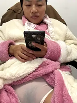 Snapshot of cmvoo chatting on December 2025 08:09:02 AM cmvoo online show from December 2025 08:09:02 AM