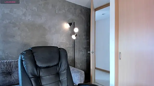 ValerieAustin online show from April 2026 02:33:01 PM