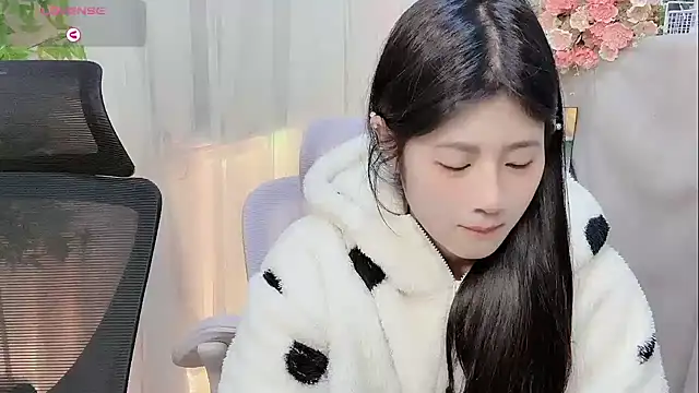 Yvonne-07 online show from January 2026 12:53:01 PM