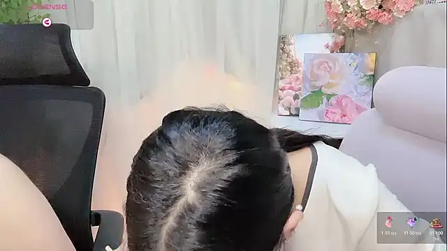 Yvonne-07 online show from March 2026 11:27:02 AM